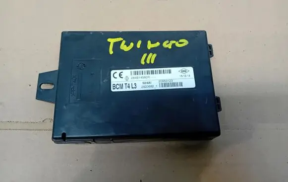 Renault Twingo III Comfort/convenience module 284B14580R