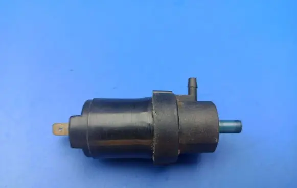 Jaguar XJS Windscreen/windshield washer pump XJSC