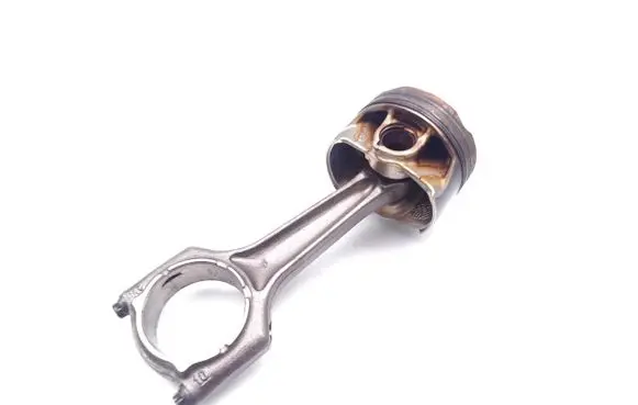 Mini One - Cooper F56 F55 Piston with connecting rod B38A15A