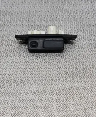 Toyota Prius (XW50) Tailgate opening switch 15D355
