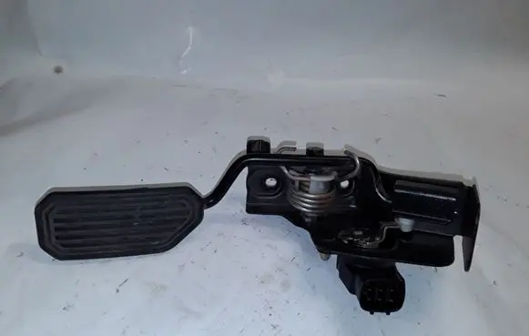 Toyota Corolla Verso E121 Accelerator throttle pedal 8928152011 1983003031