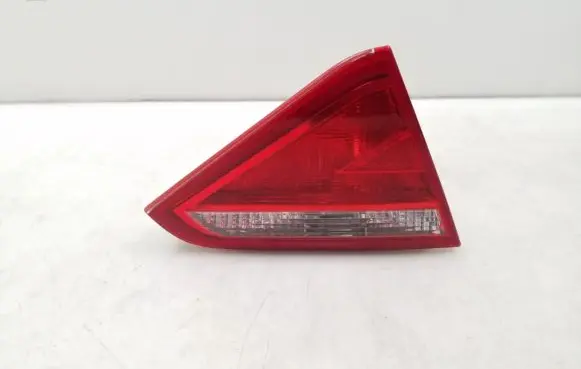 Audi A5 8T 8F Tailgate rear/tail lights 8T0945093