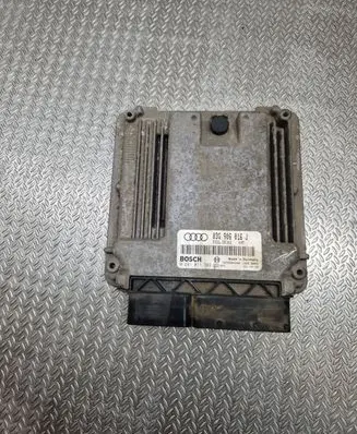 Audi A3 S3 8P Engine control unit/module 03G906016J 1039S04090 0281011383