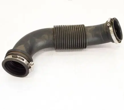 Ford Focus Air intake hose/pipe CV619C623AC