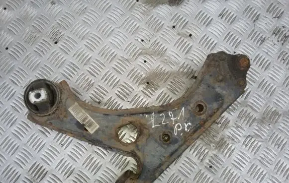 Fiat Punto (188) Front lower control arm/wishbone