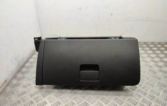 KIA Sportage Glove box 845103U020WK