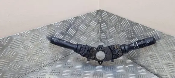 Wiper turn signal indicator stalk/switch