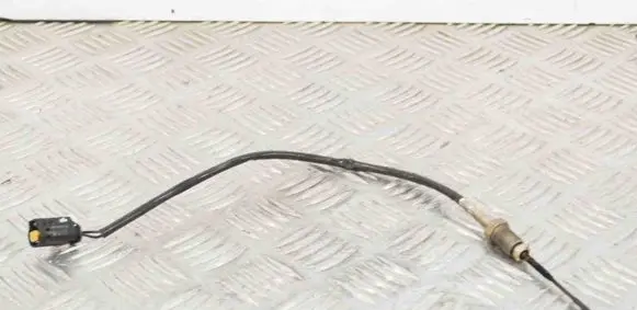 BMW 7 G11 G12 Oil temperature sensor 8582662