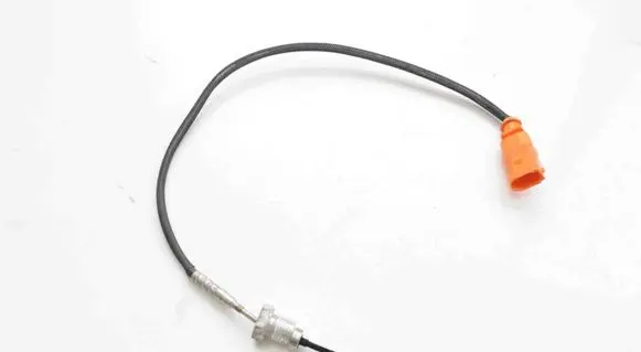 Audi A4 S4 B8 8K Oil temperature sensor 