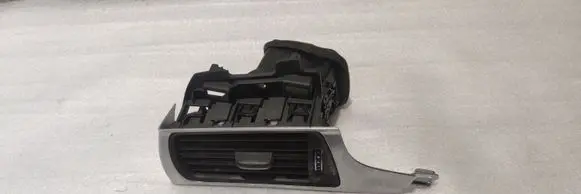 Audi A6 S6 C7 4G Dashboard side air vent grill/cover trim 4G1820901
