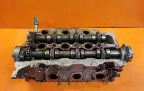 Land Rover Range Rover Evoque L538 Engine head 9X2Q6C064DA 306DT