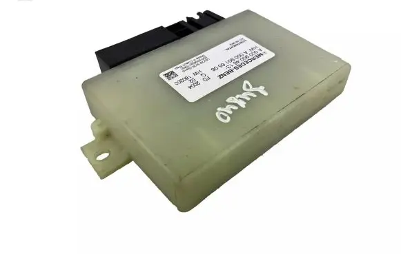 Mercedes-Benz C W205 Other control units/modules A0009004613