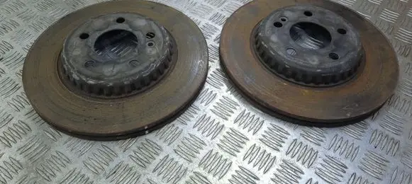 Mercedes-Benz E W213 Rear brake disc A0004231812