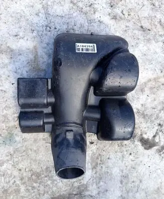 Vacuum air tank