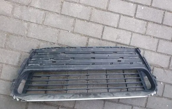 Lexus IS III XE30 Front bumper lower grill 5310153890
