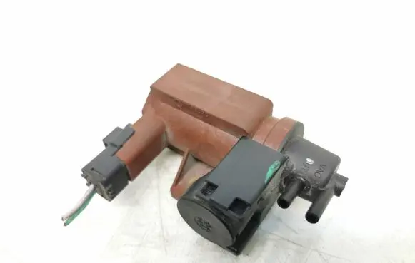 Ford Mondeo MK IV Turbo solenoid valve 6G9Q9E882CA 70177100 07T099