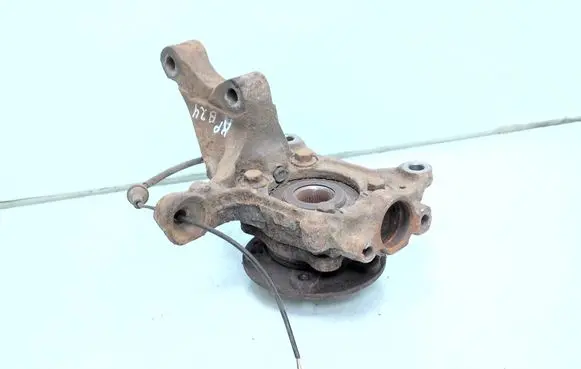 Volvo XC90 Front wheel hub spindle knuckle