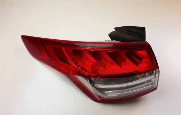 Ford Kuga II Rear/tail lights CV4413405BG