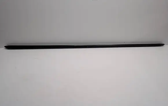 Sill/side skirt trim