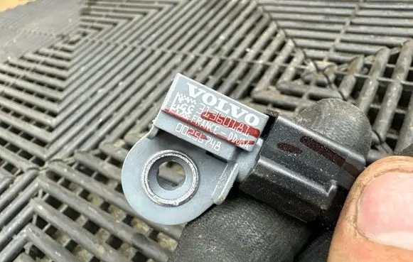 Volvo XC90 Airbag deployment crash/impact sensor 31360181