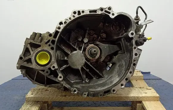 Toyota Corolla Verso E121 Manual 6 speed gearbox 
