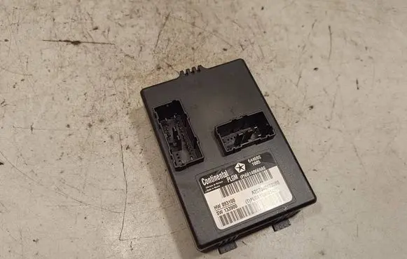 Jeep Grand Cherokee Tailgate/trunk control unit/module 68140669AE
