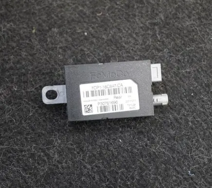 Ford Focus Aerial antenna amplifier 7CP118C847CA