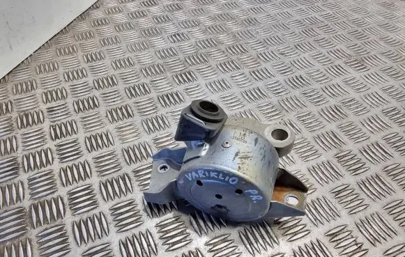 Opel Adam Engine mount bracket 13130739
