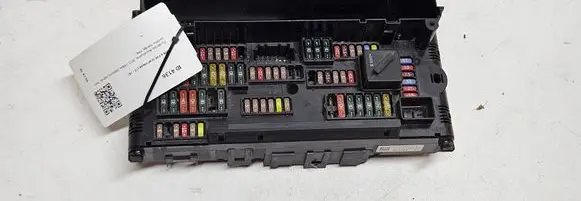 BMW 6 F06 Gran coupe Fuse module 9234421 217033442 00827825