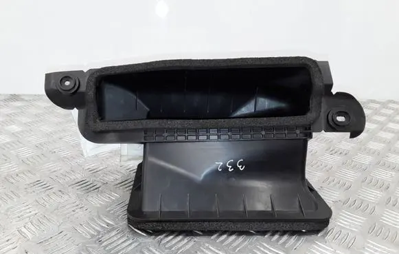 Toyota Auris E180 Intercooler air channel guide 