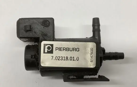 BMW 3 E46 Vacuum valve 702318010
