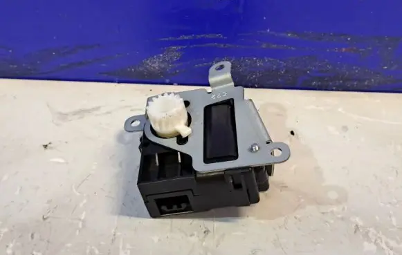 A/C air flow flap actuator/motor