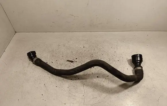 BMW 4 F32 F33 Engine coolant pipe/hose 