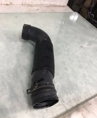 Seat Arona Air intake duct part 2Q0129618A