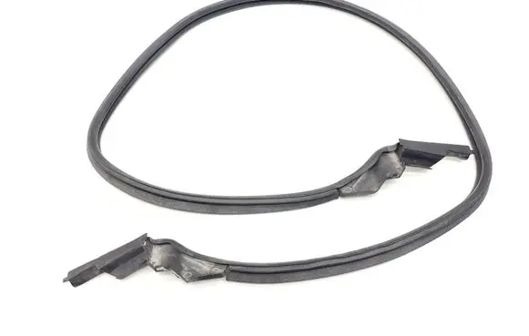 Jaguar XK - XKR Trunk rubber seal (body) C2P4776