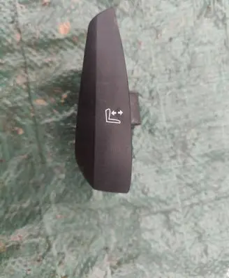 BMW 1 E81 E87 Seat adjustment handle 7118439