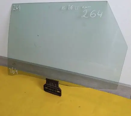 Audi A4 S4 B6 8E 8H Rear door window glass