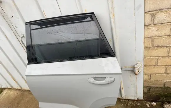 Skoda Karoq Rear door QDWQW