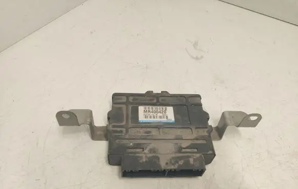 Mitsubishi Pajero ABS control unit/module MR400420
