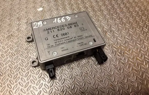 Mercedes-Benz CLS C219 Phone control unit/module 2118200885 A2118200885