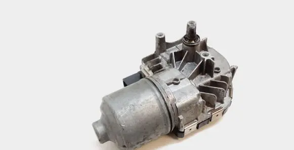 Skoda Octavia Mk2 (1Z) Wiper motor 1397220581