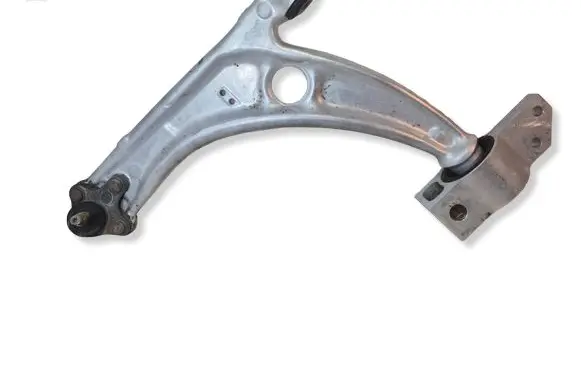 Volkswagen PASSAT B7 Front lower control arm/wishbone 1160500072