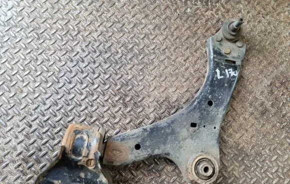 Ford Mondeo MK IV Front lower control arm/wishbone