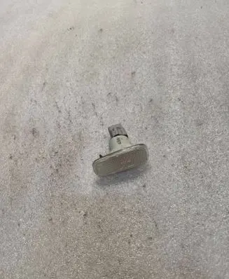 Toyota Corolla Verso E121 Front fender indicator light 