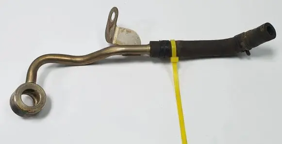 Mazda CX-7 Engine coolant pipe/hose