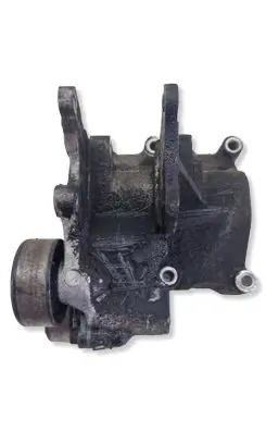 Hyundai Santa Fe Generator/alternator bracket 