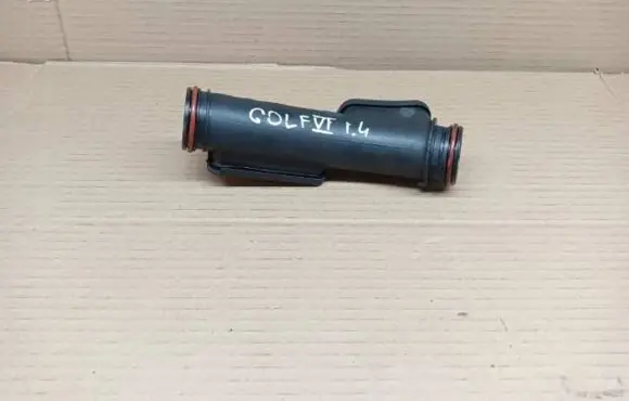 Coolant pipe/hose