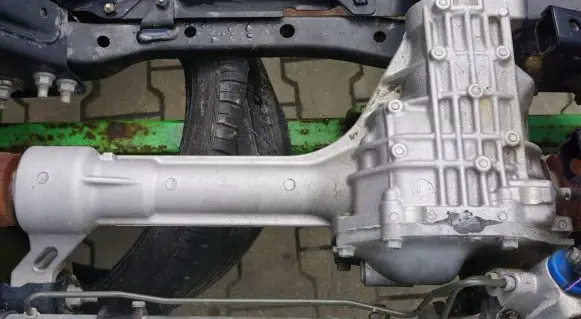 Infiniti QX80 Front differential 