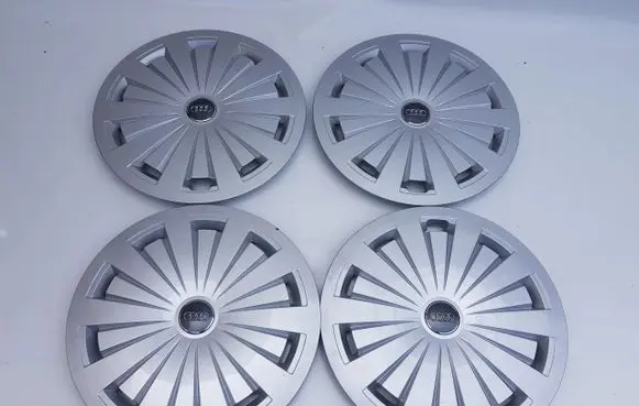 Audi A5 R12 wheel hub/cap/trim 8W0601147 3604031452646