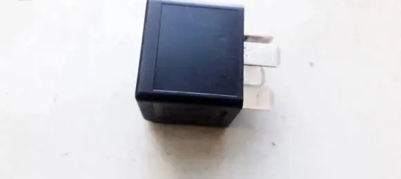 Volvo C70 Other relay 30765043 8888301319